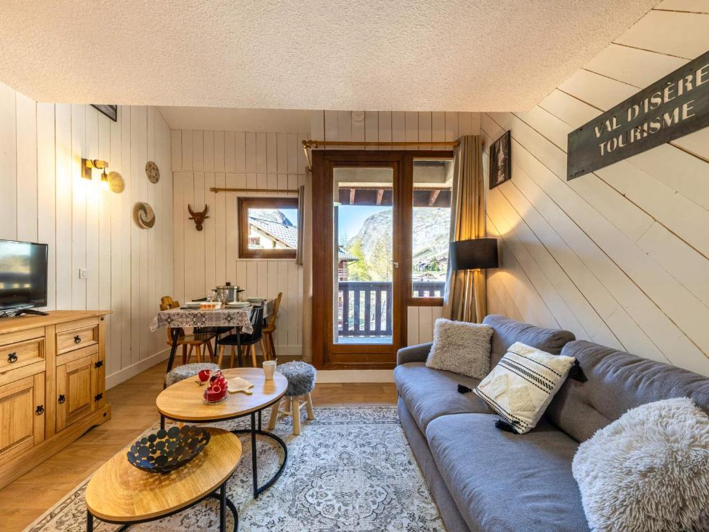 Studio agréable avec mezzanine, balcon et proche commodités à Val-d'Isère - FR-1-694-296 - 4