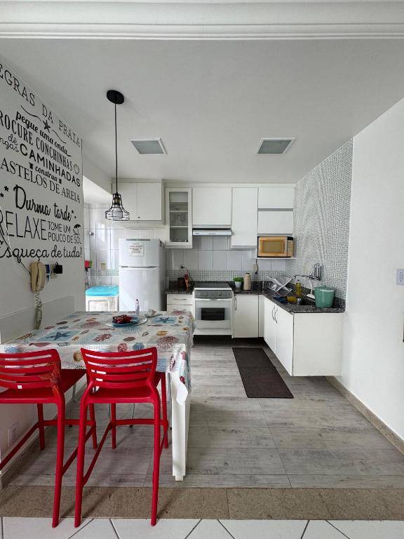 Apartamento Peracanga com Wi-Fi, Guarapari