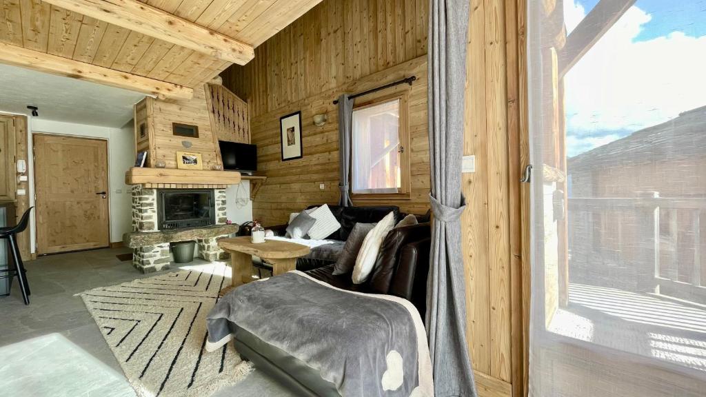 Chalet Soleil, magnifique triplex sur les pistes - 2