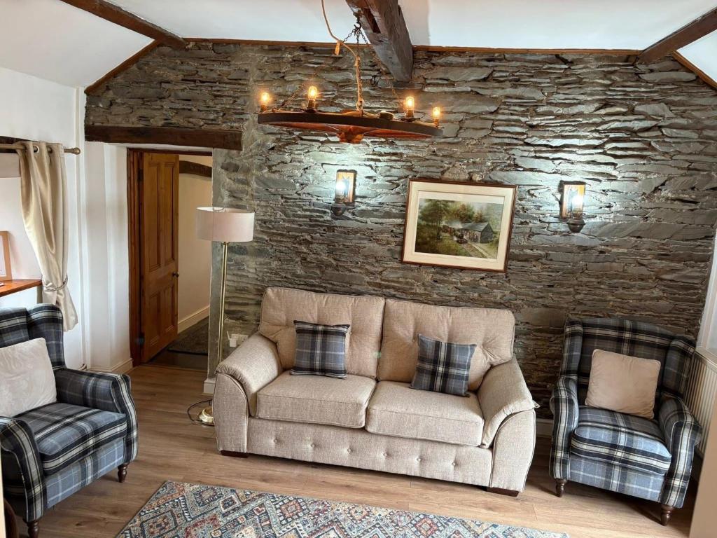 Coach House, Gogarth, Machynlleth