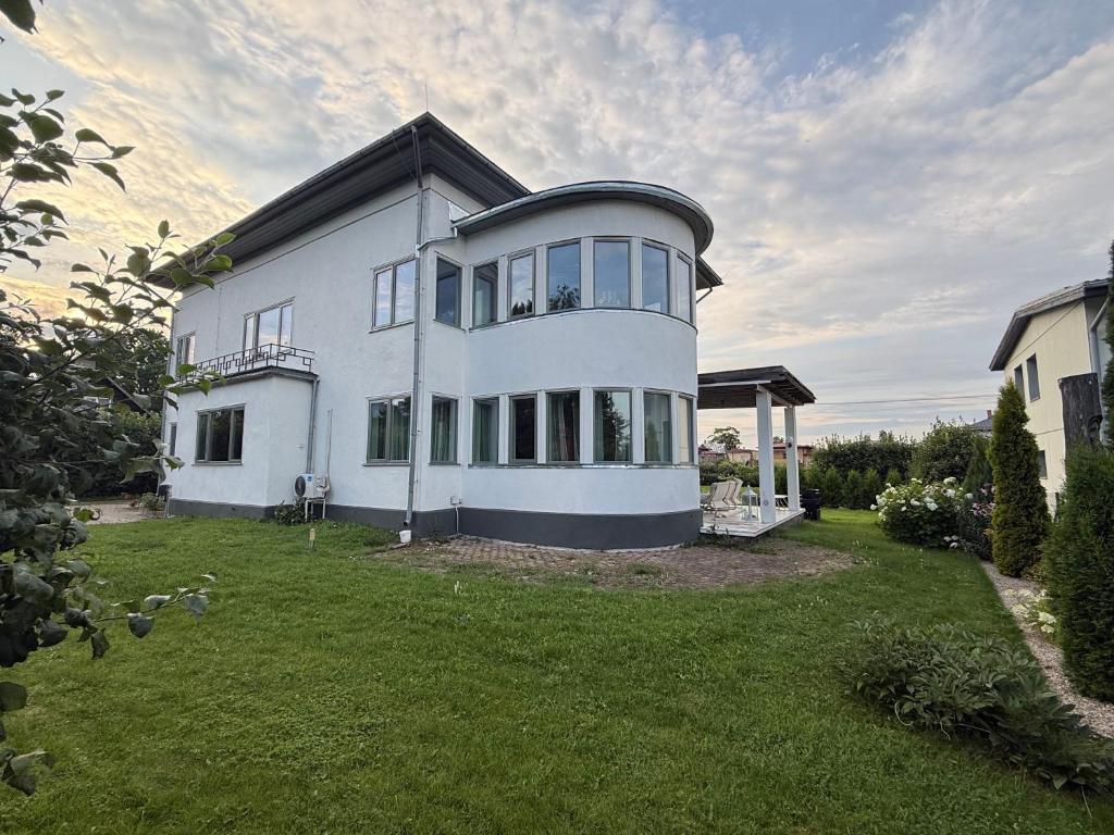 Jakobsoni 1937, Viljandi