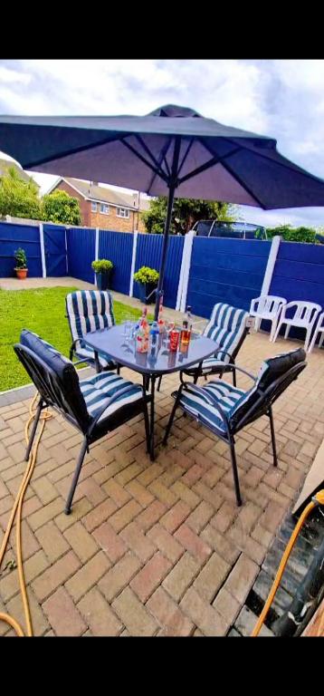 Spacious and Stylish Home, perfect for groups Tilbury, Tilbury