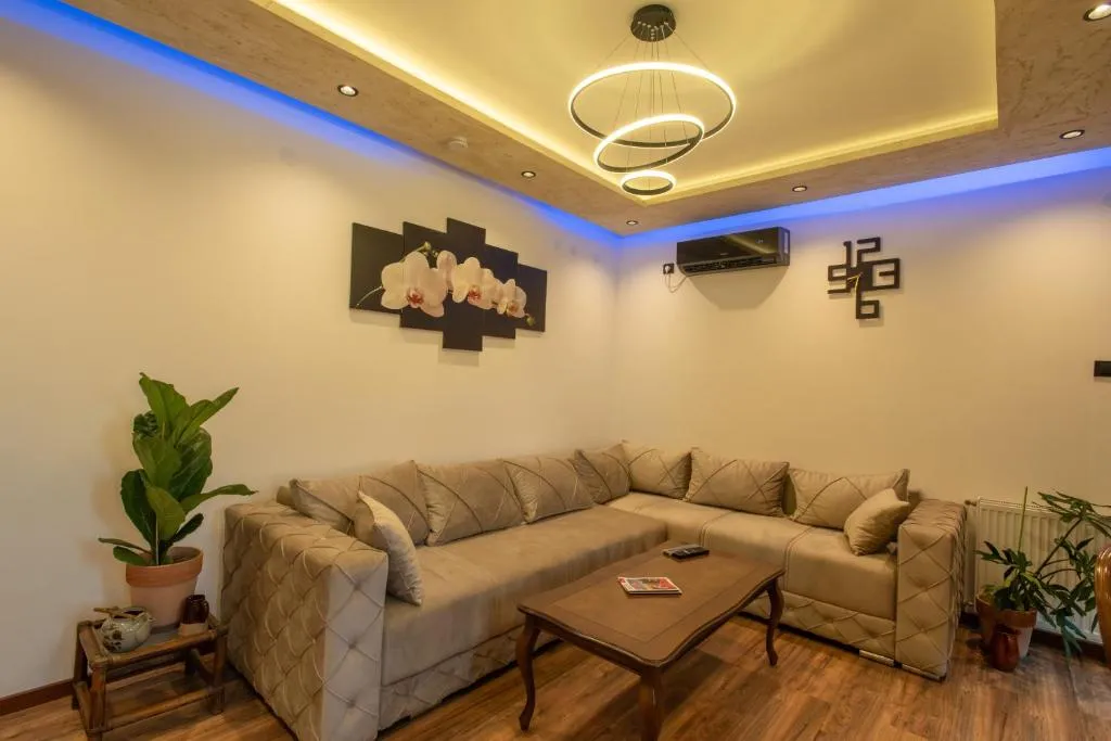 Ryo Apartments, hotell Kruševacis