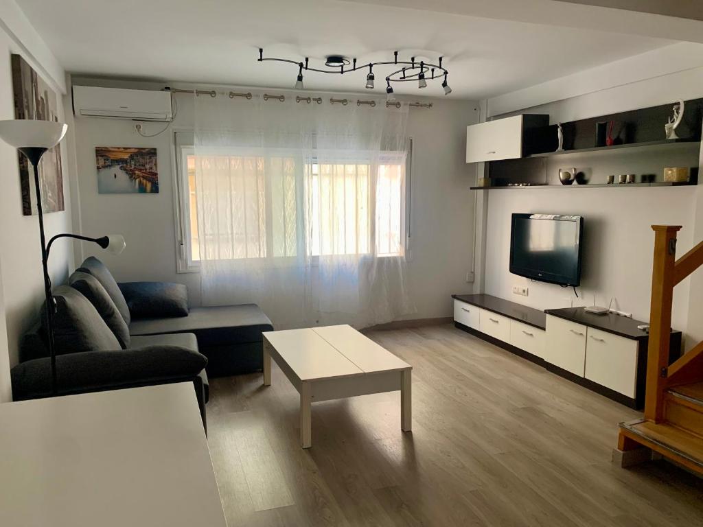 Duplex a 3 minutos de playa de la victoria Cadiz - 2