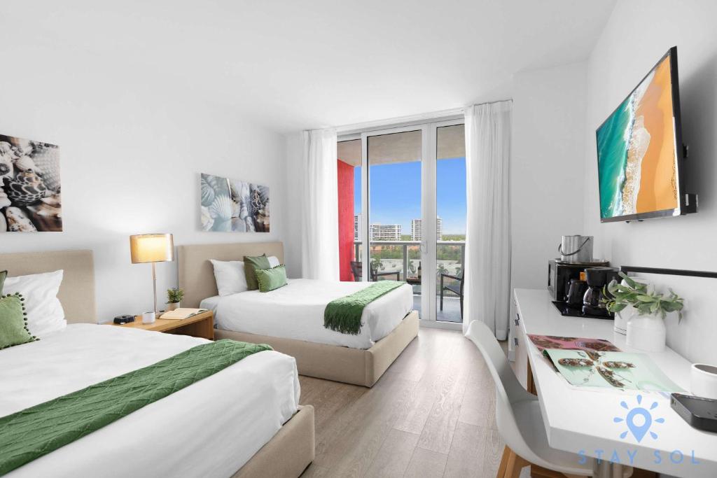 Studio Miami Views - Amenities, Hallandale Beach