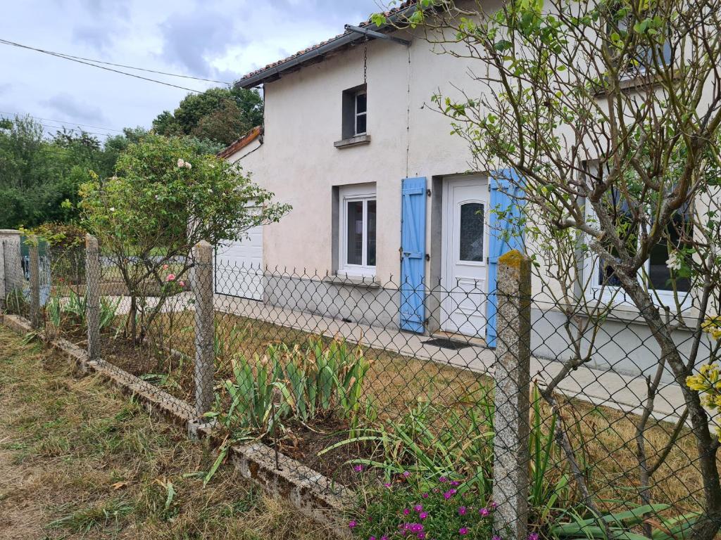 Gîte Chez Dédé, Brillac