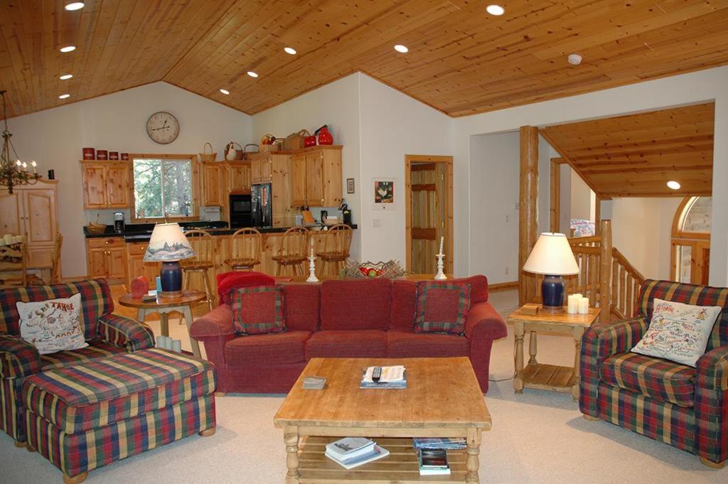 Going By Hauserman Rentals, Homewood