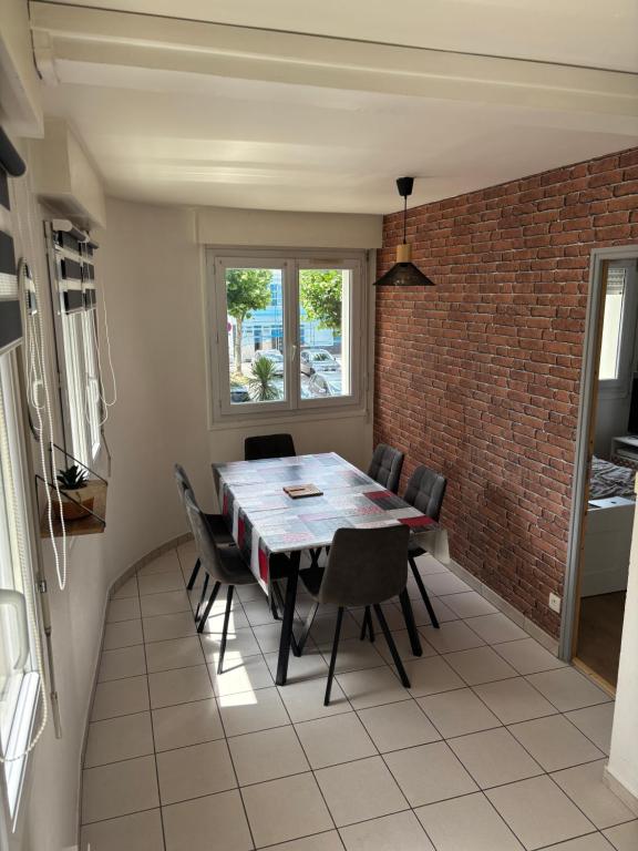 Grand appartement à 3mn de la plage - 2