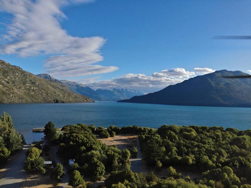 Departamento a metros del lago y con vista a las montañas - Lago Pueblo - 1