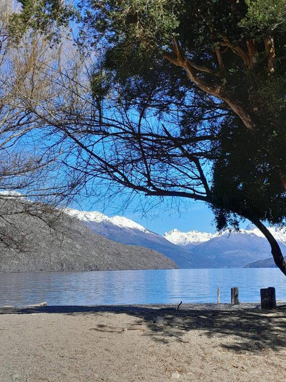 Departamento a metros del lago y con vista a las montañas - Lago Pueblo - 5