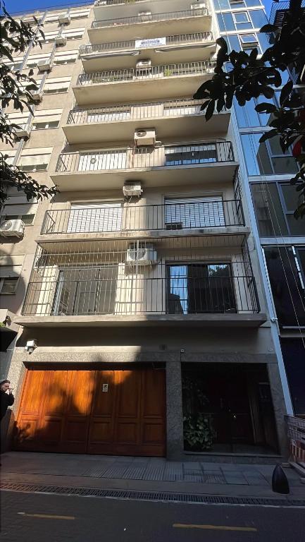 Moderno Departamento de dos dormitorios a Estrenar en el Corazón de Buenos Aires con Vista Privilegiada - 2