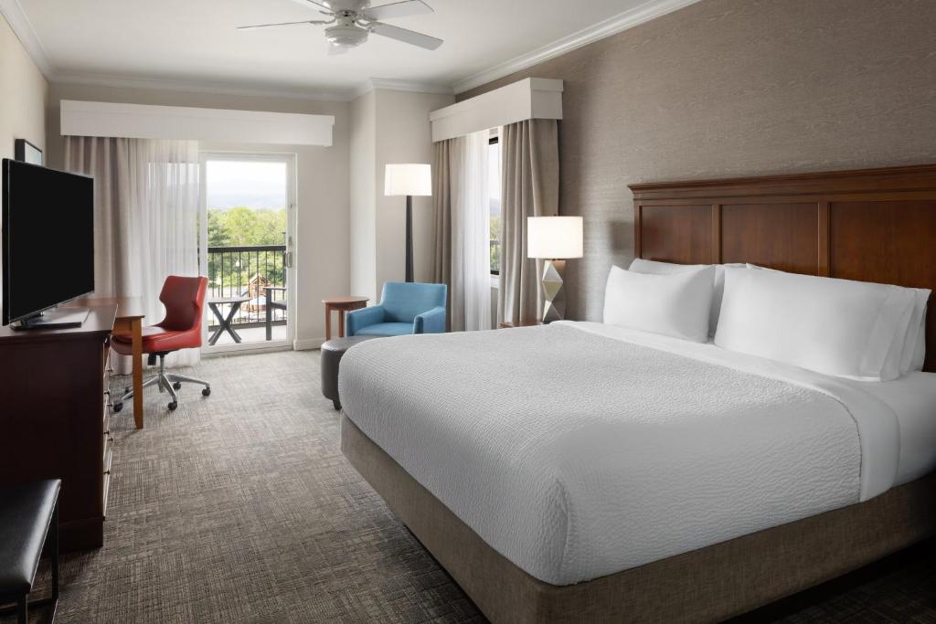 Holiday Inn Resort Lake George - Adirondack Area By IHG