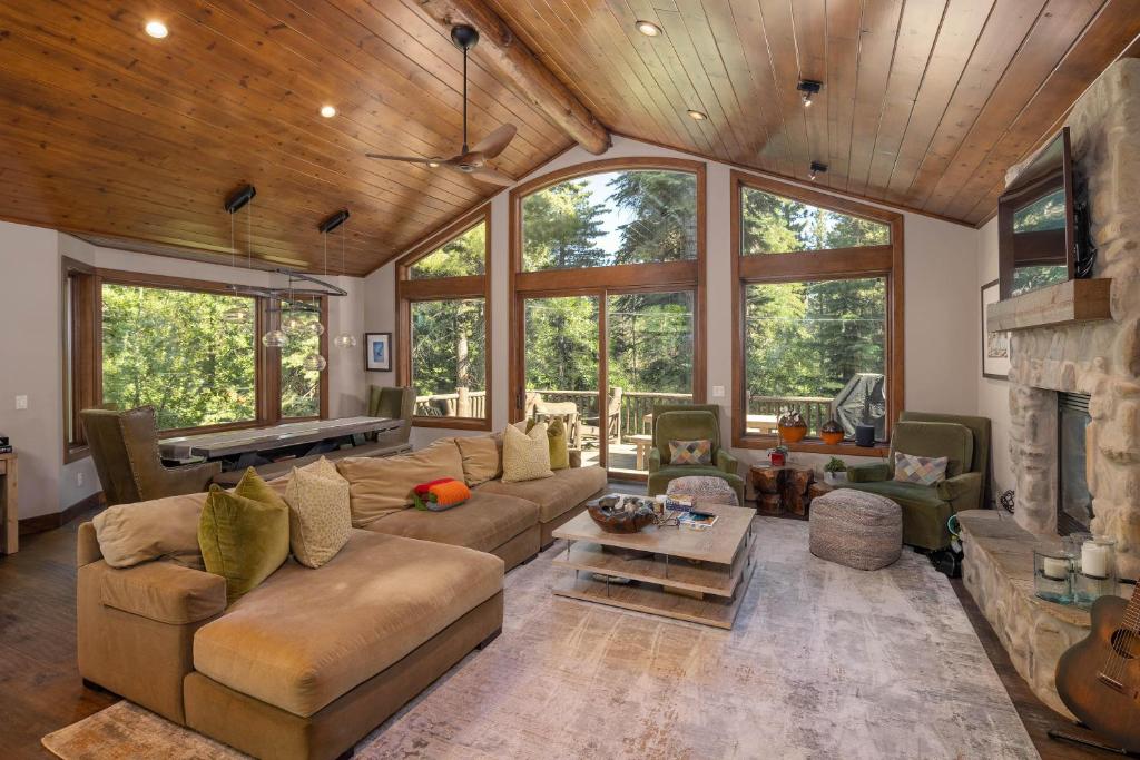 Aspen Grove By Hauserman Rentals, Tahoe City