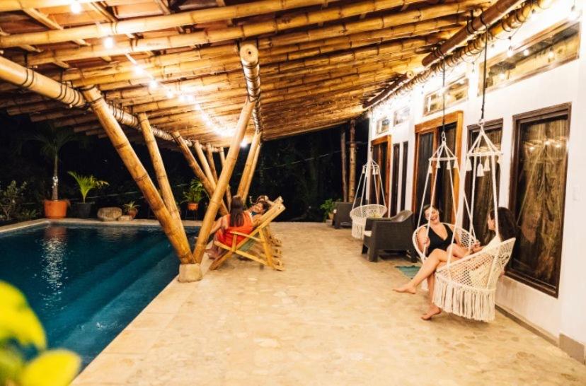 Aldea Coco, Escameca