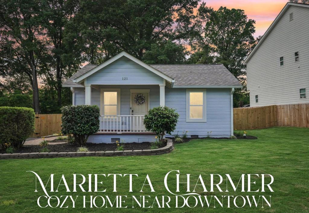Marietta Charmer, Marietta