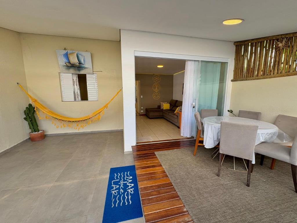 Casa nova espaçosa e com ar condicionado, São Sebastião