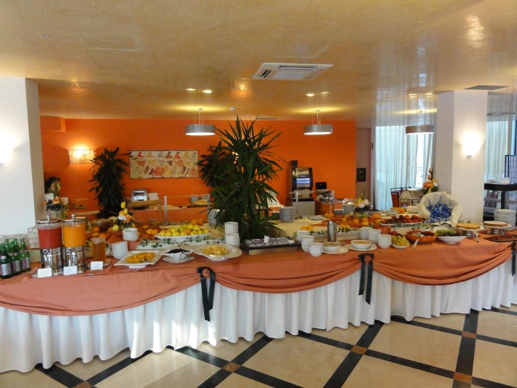 Cefalù Sea Palace — Restauracje i bary in Cefalù, Sycylia
