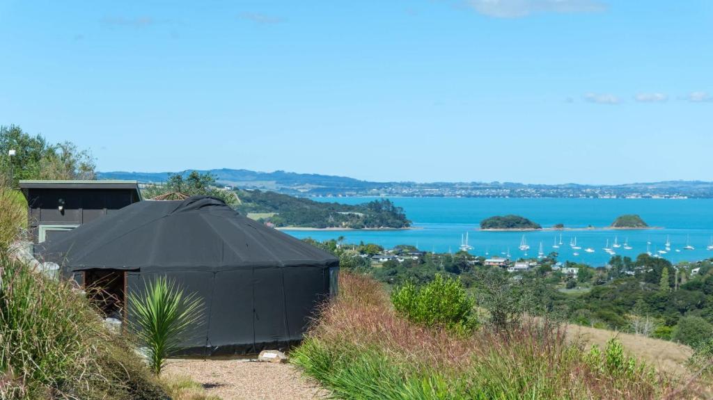 Awaawa Yurts - Rangi, Waiheke Island