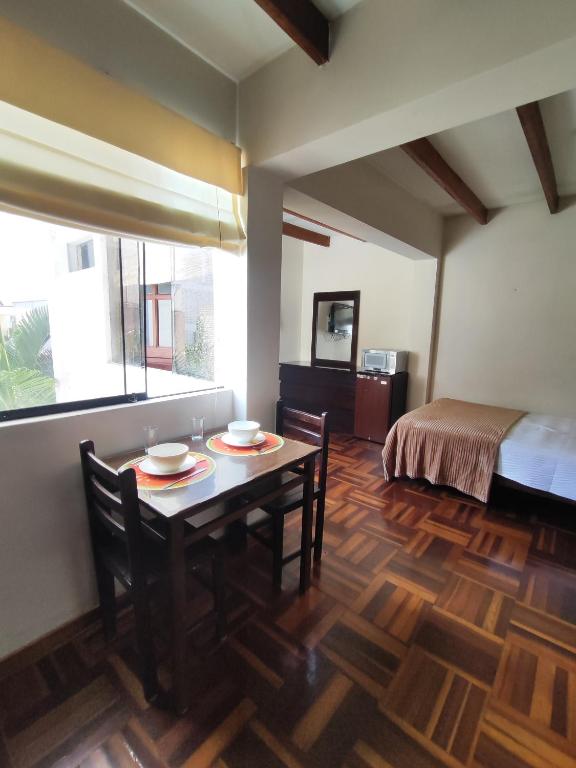 Amplia habitación independiente Larcomar - 1