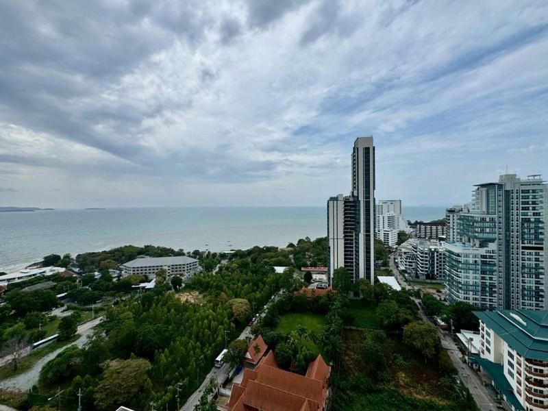 The Peak Towers by PSR, Pattaya South