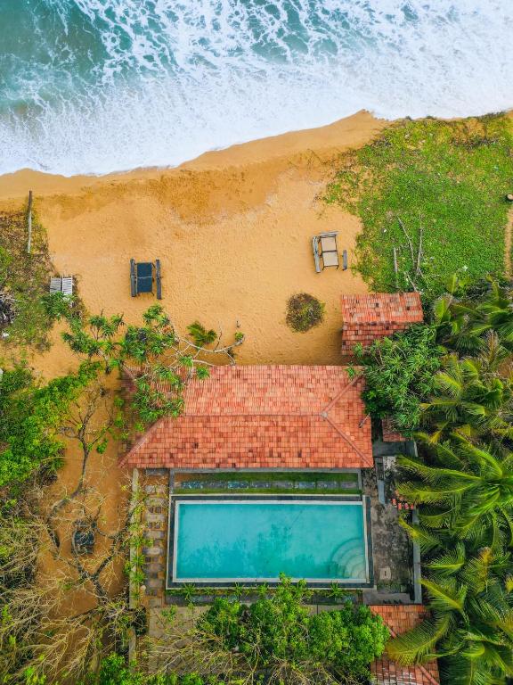 Nethra Beach, Hikkaduwa