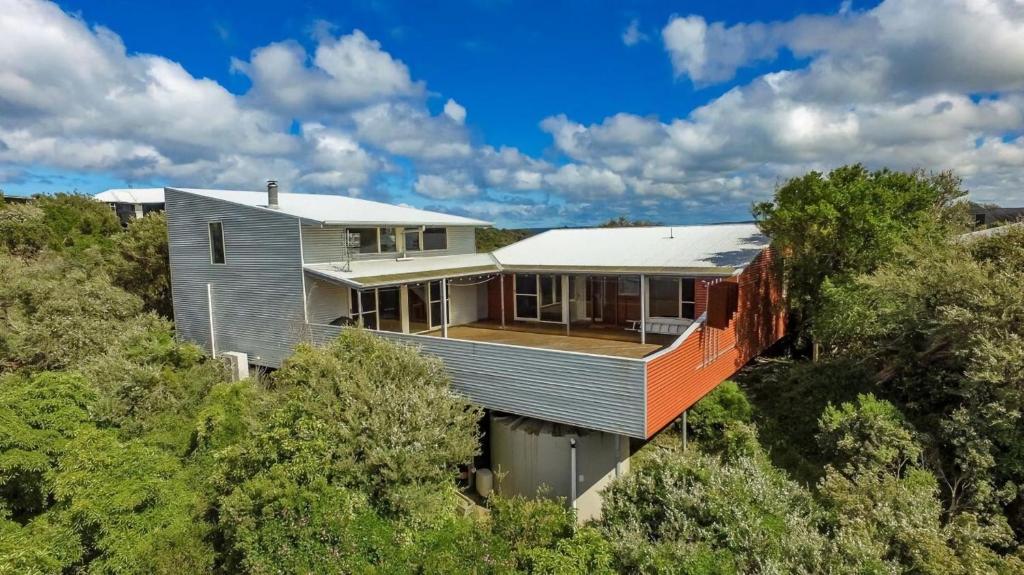 The Lookout, Sandy Point