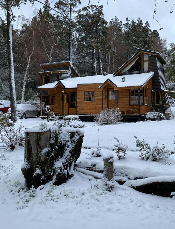 Hermosas Cabañas frente con vista al Nahuel Huapi - 1