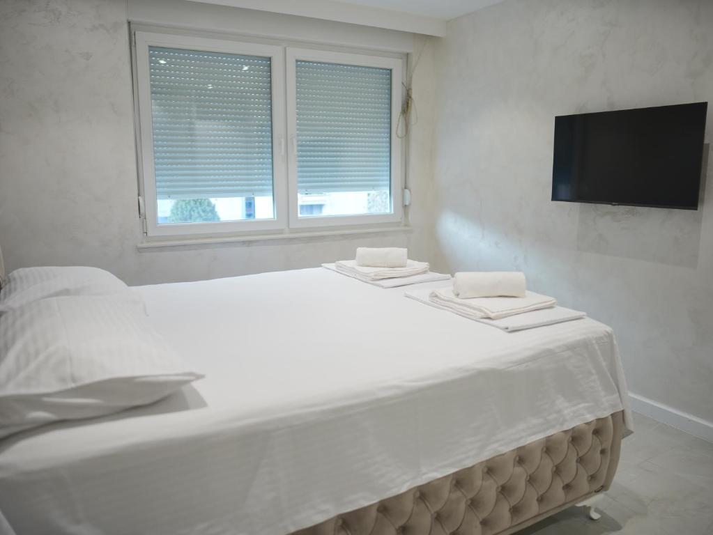 Apartment Elenor - 2