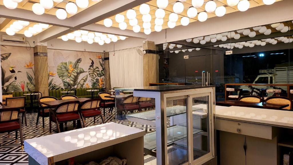 La Riviera Suites  レストラン