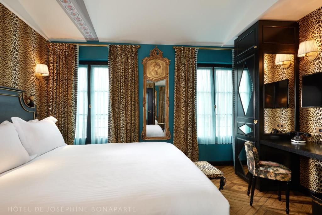 Paris Hotel Josephine Bonaparte room
