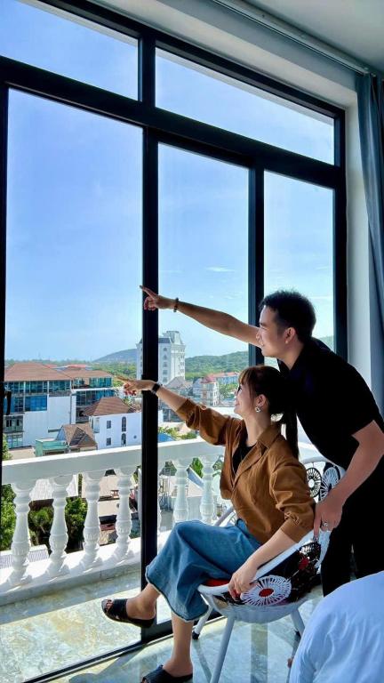 An Thoi Ocean View - an minh tren cao tam nhin om tron bien