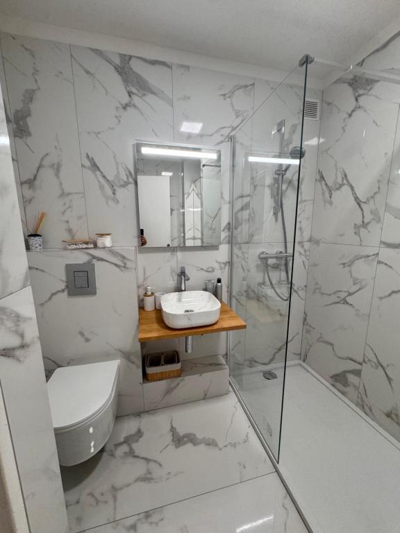 Парк Круазет , Апартаменты 3 комнаты , с террасой и паркингом , - 4