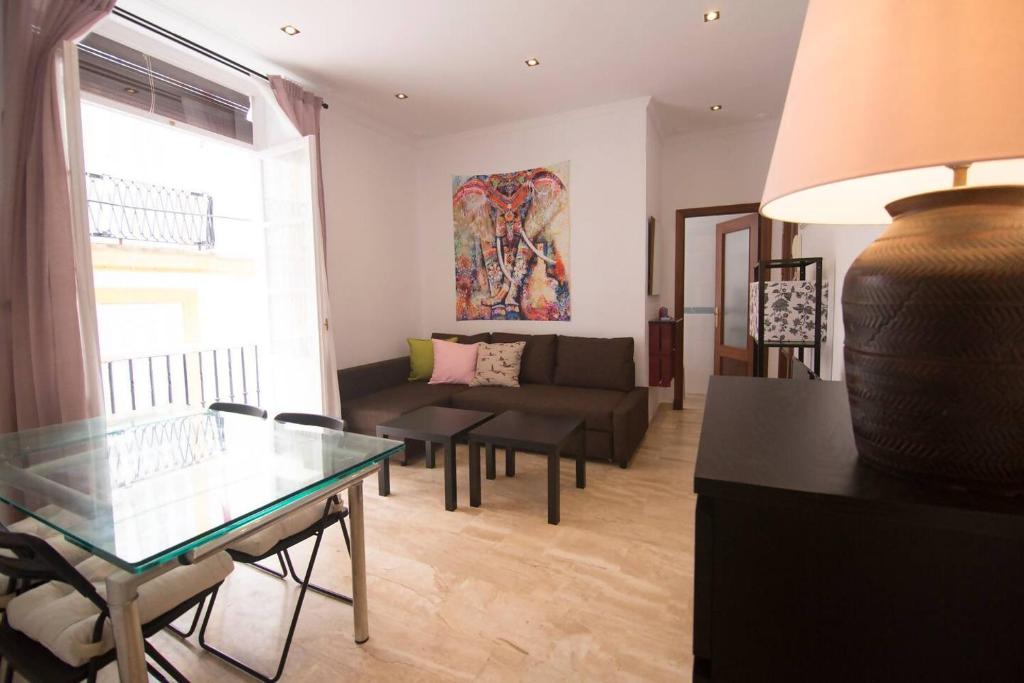 Extraordinario Piso, Junto a Playa y Pleno Centro - 3