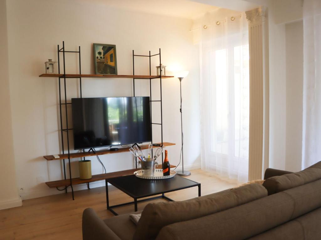 Apartment Le Lerins by Interhome - 3