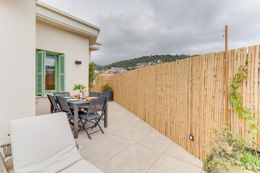 COCO BEACH AP4476 by Riviera Holiday Homes - 3