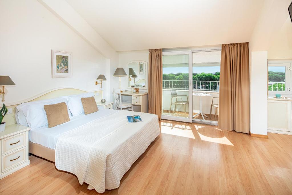 Hotel Jasminum — Pokoje in Bibione, Wenecja Euganejska