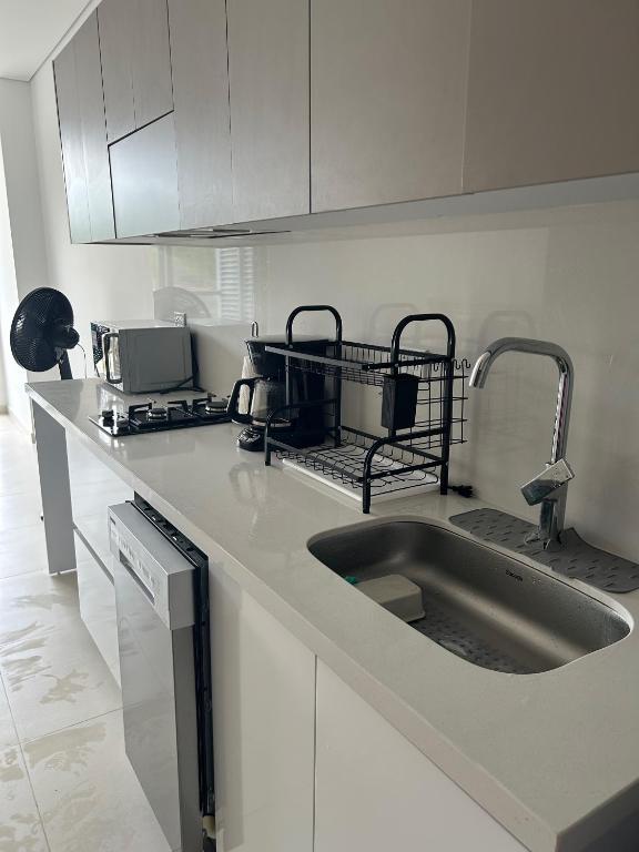 Estrena Apartamento a pasos de la Playa - 4