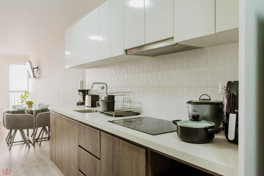 1BR Stunning View & Pool in Barranco - 3