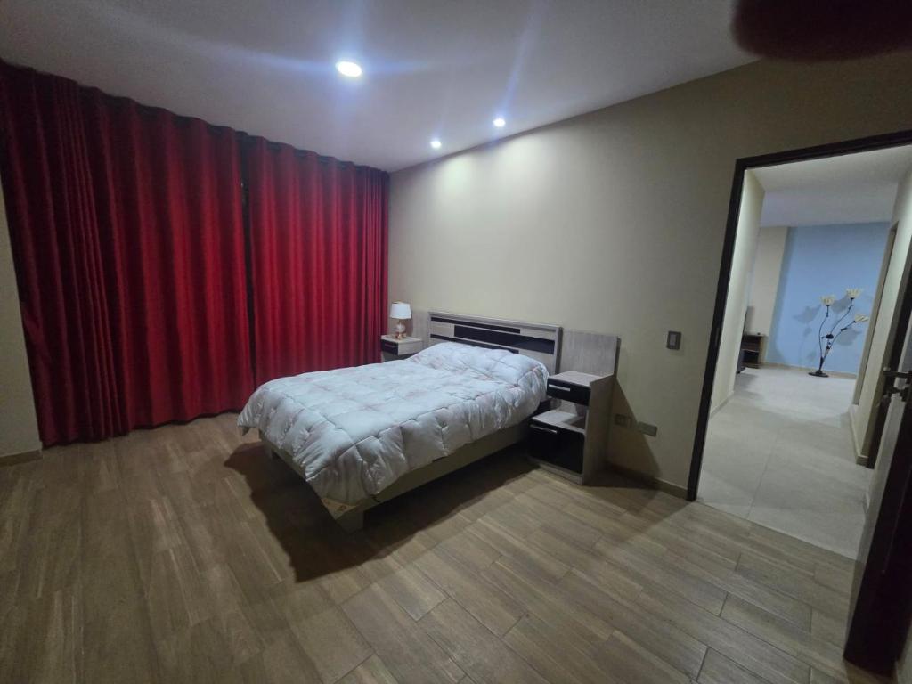 Quirpinchaca Premier, Sucre