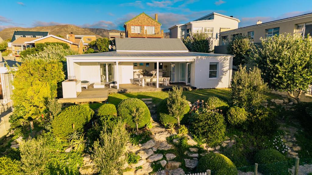 Sandpiper Shores - De Kelders Getaway, De Kelders