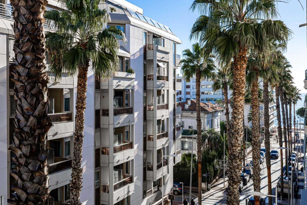 Gorgeous apartment - Near Beach - 2BR-6p - 4