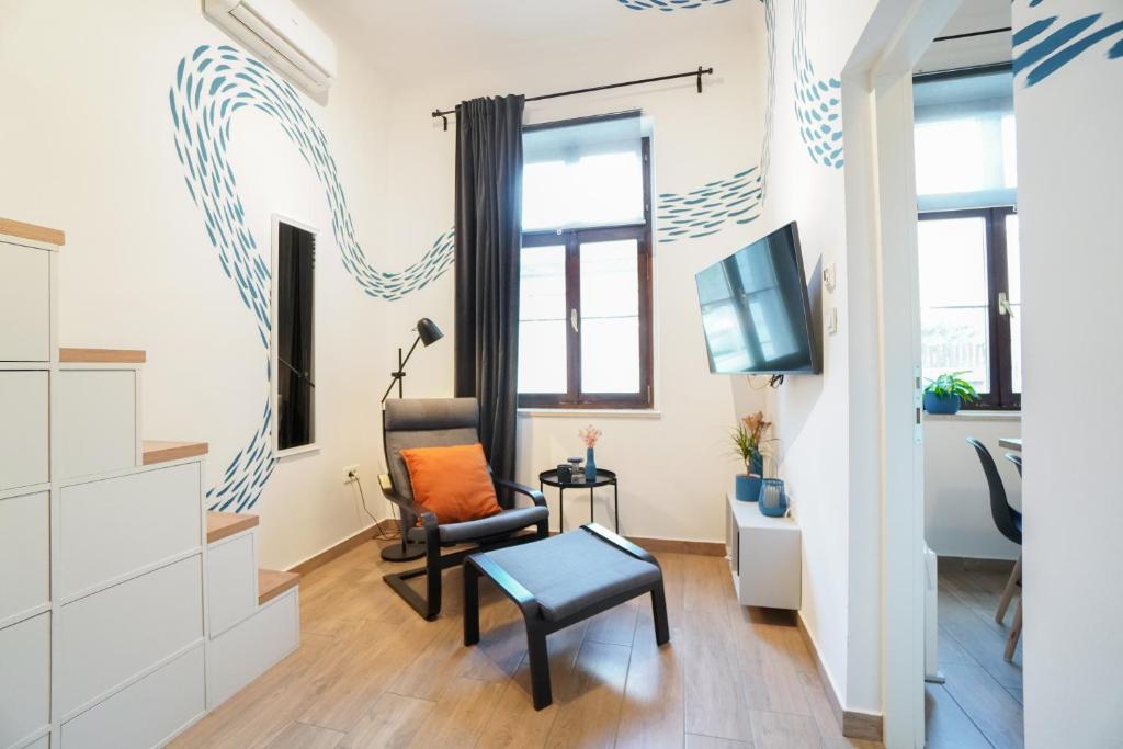 Mimi's place, Záhřeb