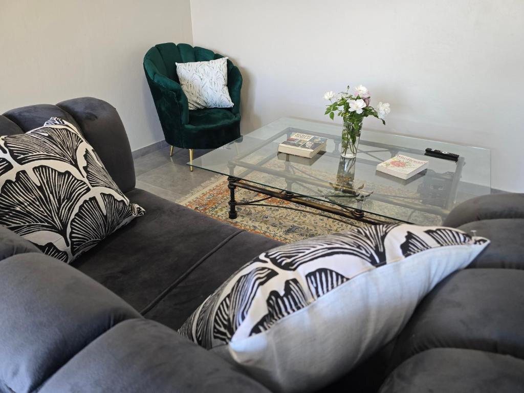 Peach tree cottage, Johannesburg