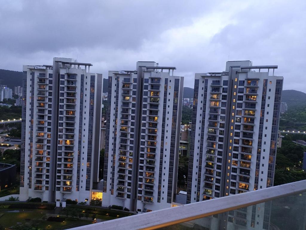 Green apartment, Puné