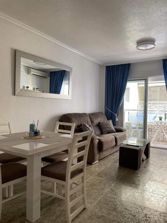 Cozy apartment close to the beach - 1