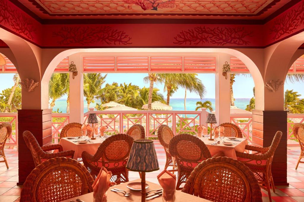 Private Pool Villa at Coral Sands – Steps to Pink Sand Beach & Resort Amenities, Harbour Island