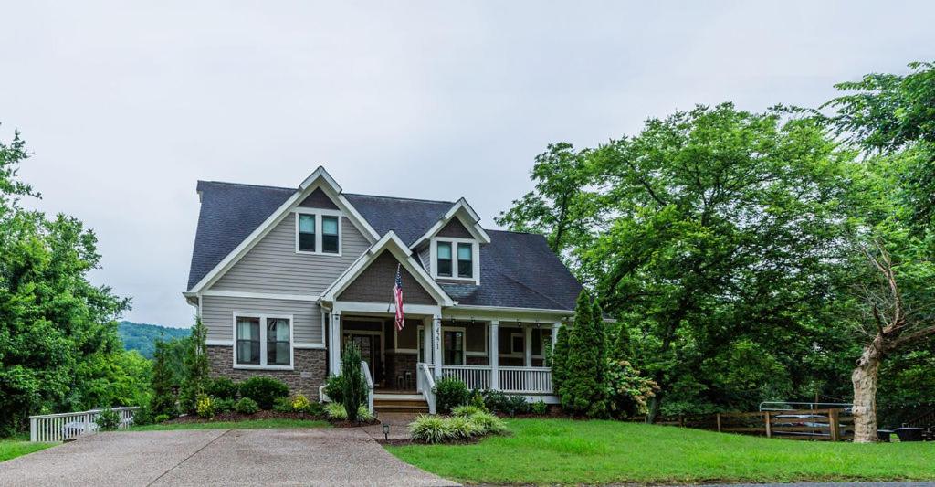 Leiper's Fork Luxe, Franklin