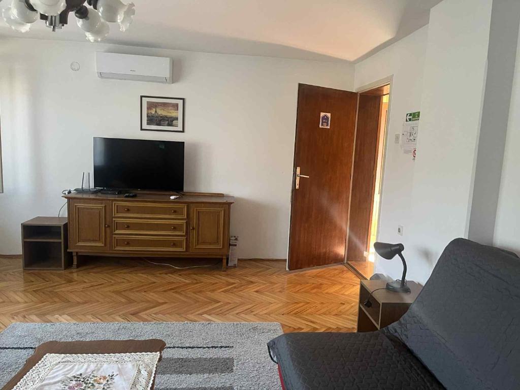 Apartman Jelena - 4