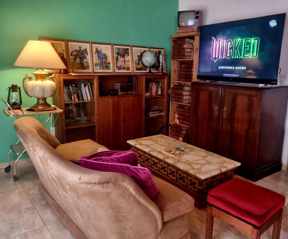 Casa Casuarina II - 1