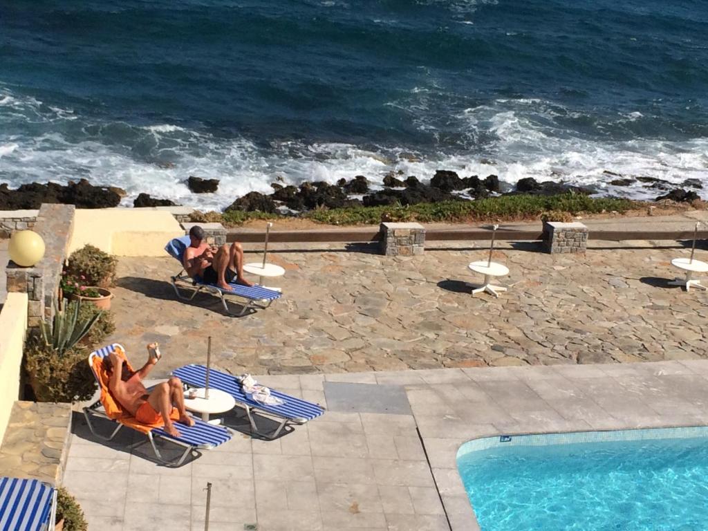 スイミングプール